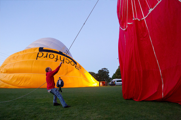 content09